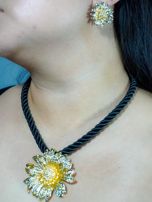 Juego Lazo Floral Dorado