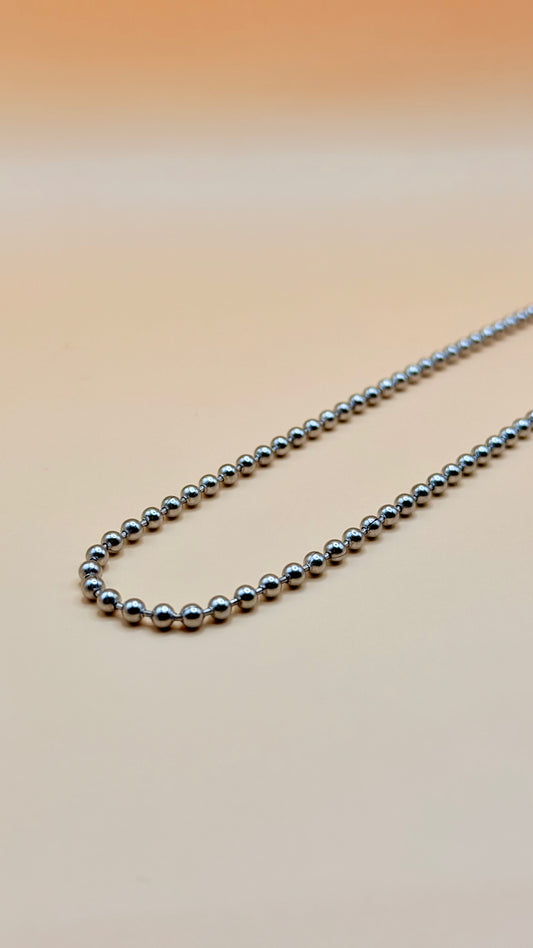 Cadena de Bolas Clásica Plateada